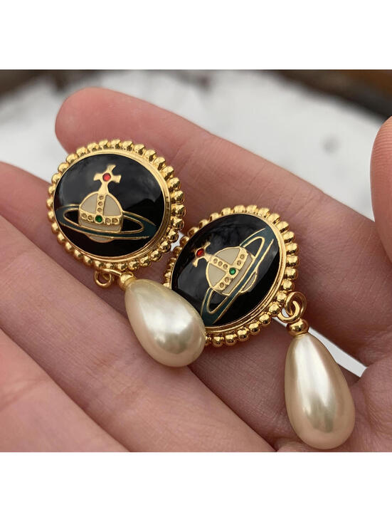 Vivienne Westwood Jewelry - Vivienne Westwood Orb Enamel Button Pearl Earrings Gold Black Studs Earring n